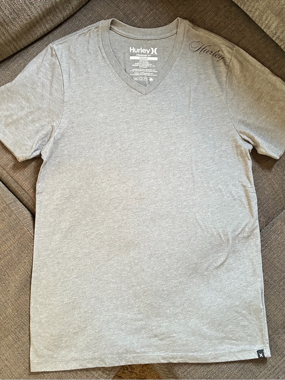 Hurley Men's Heather Gray V-Neck Short Sleeve Tee